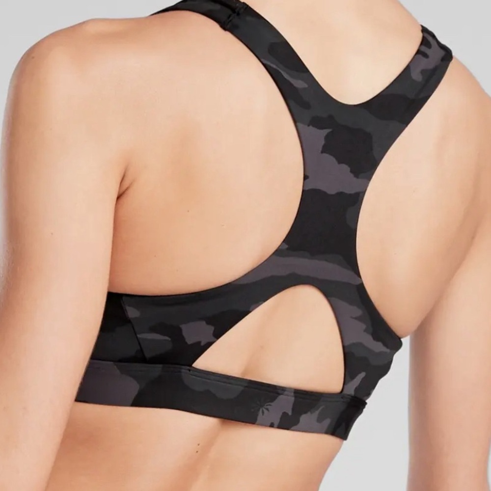 NWT Athleta • Ultimate Sports Bra - Picture 3 of 8